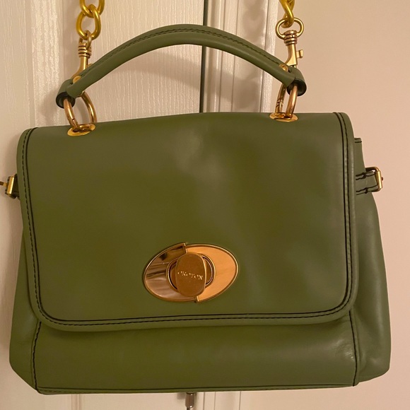 Oroton Bags Oroton Green Leather Shoulder Bag With Chain Strap